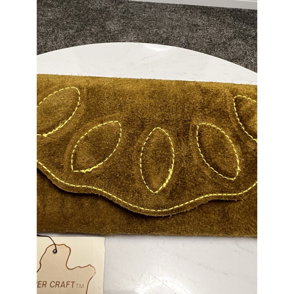 Vintage 1970s Suede Leather Wallet Clutch Made in Hong Kong NOS - Picture 2 of 15